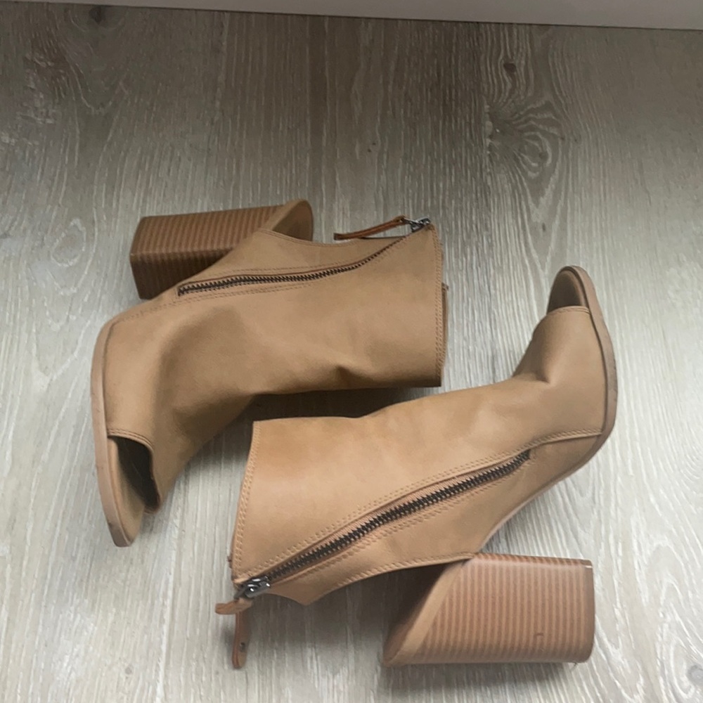 Dolce vita heeled open toe sandal